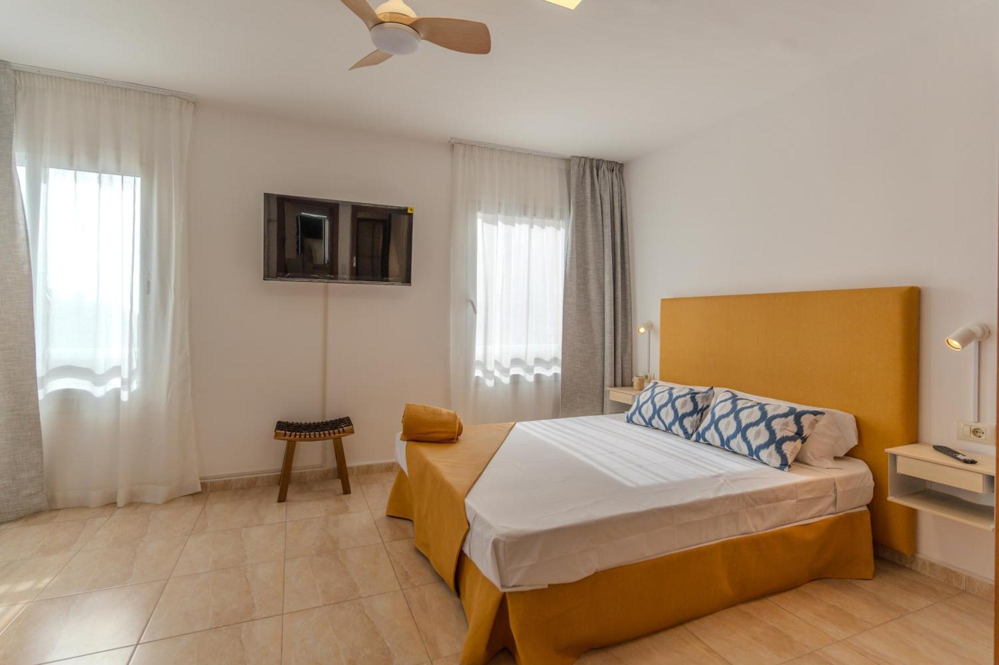 Rooms City Сан Исидро Екстериор снимка