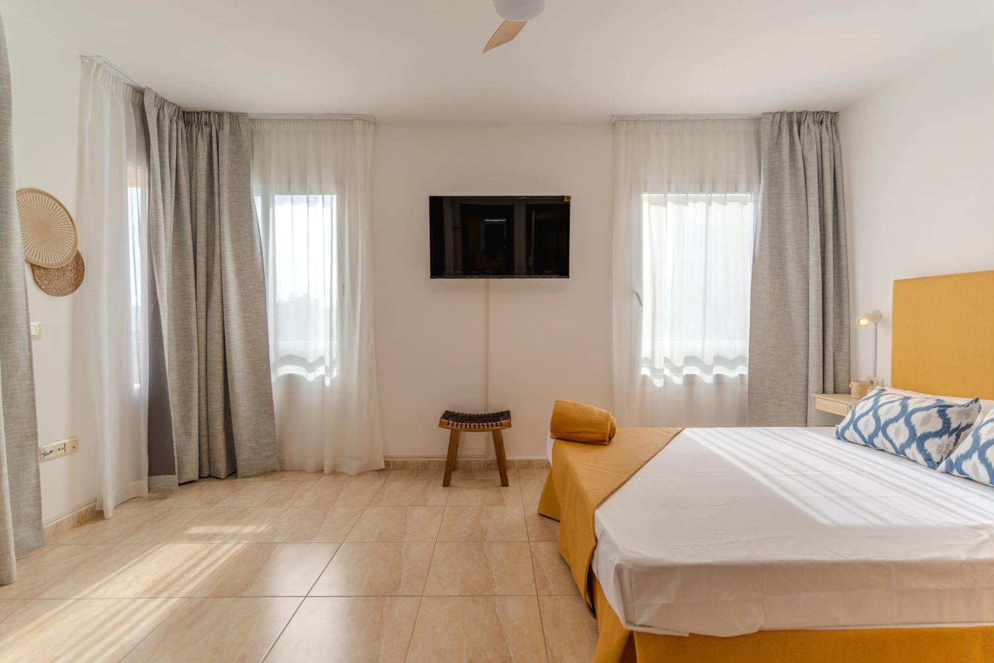 Rooms City Сан Исидро Екстериор снимка