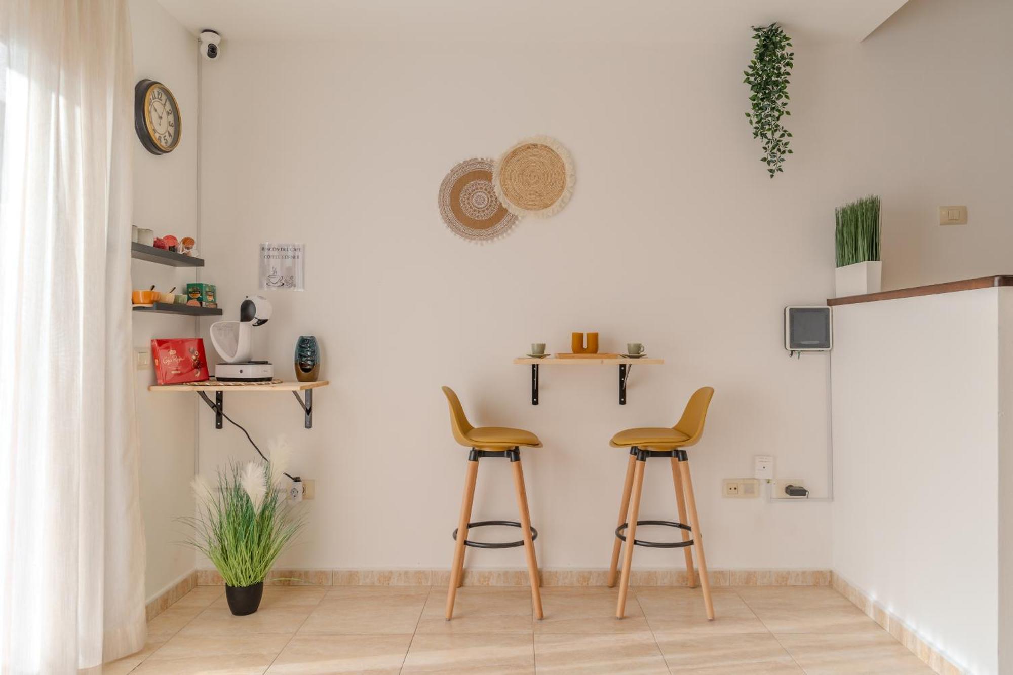 Rooms City Сан Исидро Екстериор снимка
